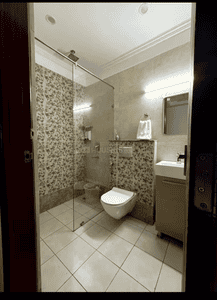 Image of 550 Sq.ft 1 RK Builder Floor for rent in Rajouri Garden, New Delhi for Rs. 19000