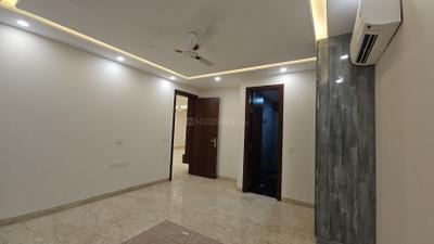 Bedroom Image of 1800 Sq.ft 3 BHK Builder Floor for rent in Hauz Khas New Delhi for Rs. 220000