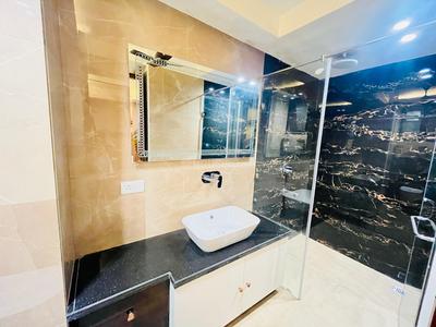 Bathroom Image of 3270 Sq.ft 4.5 BHK Builder Floor for sale in Emaar Marbella, Sector 66 Gurgaon for Rs. 52500000