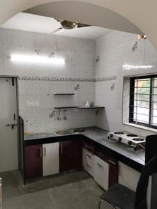 Kitchen Image of 1500 Sq.ft 4 BHK Independent House for rent in Chanakyapuri Ahmedabad for Rs. 40000