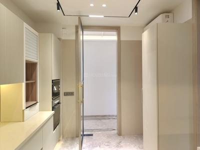 Kitchen Image of 4500 Sq.ft 4 BHK Builder Floor for sale in Kailash Colony New Delhi for Rs. 132500000