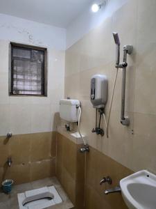 Common Bathroom Image of 850 Sq.ft 2 BHK Apartment / Flat for rent in Raunak Unnathi Greens by Raunak Group, Kasarvadavali Thane for Rs. 24000