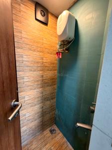 Bathroom Image of 450 Sq.ft 1 BHK Apartment / Flat for rent in Lodha Crown, Thane West Thane for Rs. 32000
