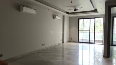 Living Room Image of 2250 Sq.ft 3 BHK Builder Floor for sale in Kailash Colony New Delhi for Rs. 60000000