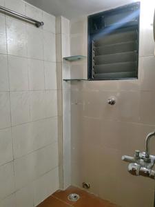Common Bathroom Image of 600 Sq.ft 1 BHK Apartment / Flat for rent in Thane West Thane for Rs. 20000