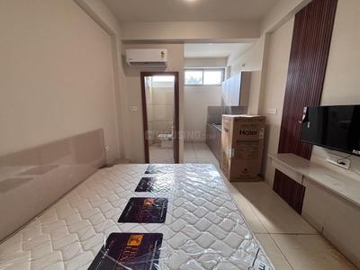 Bedroom Image of 1200 Sq.ft 2 BHK Apartment / Flat for rent in Geeta Bhawan Indore for Rs. 24000