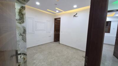 Bedroom Image of 720 Sq.ft 2 BHK Builder Floor for sale in Mukherjee Nagar New Delhi for Rs. 8700000