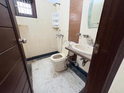 Image of 1800 Sq.ft 3 BHK Builder Floor for rent in Paschim Vihar, New Delhi for Rs. 50000
