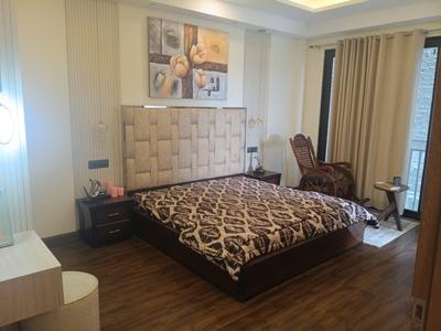 Bedroom Image of 2700 Sq.ft 4 BHK Builder Floor for sale in BPTP Astaire Garden Floors, Sector 70A Gurgaon for Rs. 30500000