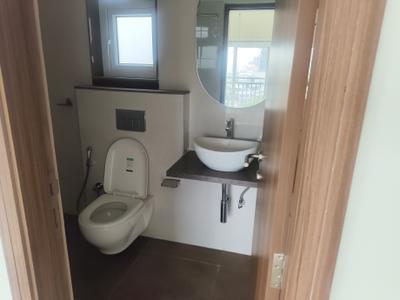 Image of 786 Sq.ft 2 BHK Apartment / Flat for sale in Shapoorji Pallonji BKC 28, Bandra East, Mumbai for Rs. 26000000