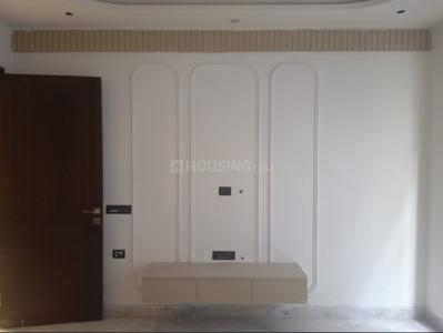 Bedroom Image of 1650 Sq.ft 3 BHK Builder Floor for sale in Paschim Vihar New Delhi for Rs. 43000000