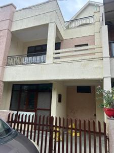 Image of 1956 Sq.ft 3 BHK Duplex for rent in DK Cottages, Pallavi Nagar, Bhopal for Rs. 24000