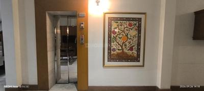 Hall Image of 5000 Sq.ft 3.5 BHK Independent House for sale in M.G. Road Kochi for Rs. 50000000