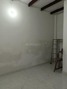 Hall Image of 500 Sq.ft 4 BHK Independent House for sale in Lohamandi Agra for Rs. 4000000