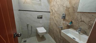 Bathroom Image of 900 Sq.ft 1 BHK Builder Floor for rent in Banaswadi Bengaluru for Rs. 23000