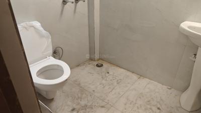 Bathroom Image of 600 Sq.ft 1 BHK Builder Floor for rent in Sector 55 Gurgaon for Rs. 27000