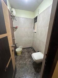 Bathroom Image of 1550 Sq.ft 3 BHK Apartment / Flat for sale in Tharwani Rosewood, Kharghar Navi Mumbai for Rs. 25000000