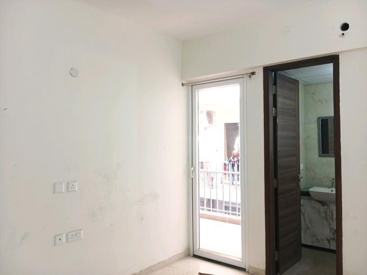 Smart World Gems Main Image 1