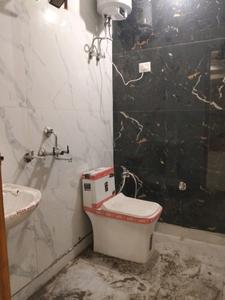 Common Bathroom Image of 1250 Sq.ft 3 BHK Apartment / Flat for sale in Shalimar Garden Ghaziabad for Rs. 7400000