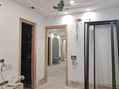 Bedroom Image of 1350 Sq.ft 3 BHK Builder Floor for sale in Paschim Vihar New Delhi for Rs. 27000000