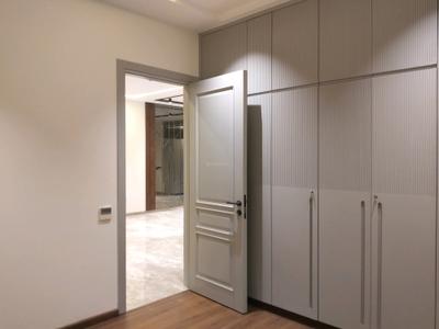 Bedroom Image of 5580 Sq.ft 4 BHK Builder Floor for sale in Model Town New Delhi for Rs. 70000000