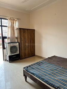 Bedroom Image of 1200 Sq.ft 3 BHK Builder Floor for rent in  G T B Nagar, Kharar Mohali for Rs. 17000