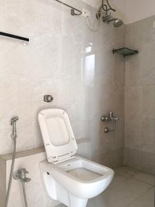 Bedroom One Image of 1100 Sq.ft 3 BHK Apartment / Flat for rent in Sheth Zuri, Thane West Thane for Rs. 58000