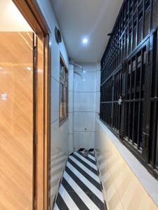 Balcony Image of 450 Sq.ft 1 BHK Builder Floor for rent in Dwarka Mor New Delhi for Rs. 17500