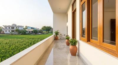 Balcony Image of 2200 Sq.ft 4 BHK Duplex for sale in Chitaipur Varanasi for Rs. 10000000