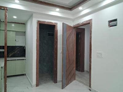 Living Room Image of 1050 Sq.ft 2 BHK Apartment / Flat for sale in Sector 72 Noida for Rs. 4100000