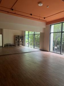 Hall Image of 600 Sq.ft 1 BHK Apartment / Flat for sale in Shapoorji Pallonji Vanaha, Bavdhan Pune for Rs. 6000000