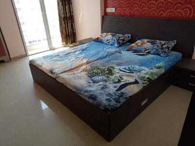 Bedroom Image of 1200 Sq.ft 2 BHK Apartment / Flat for rent in New Alkapuri Vadodara for Rs. 25000