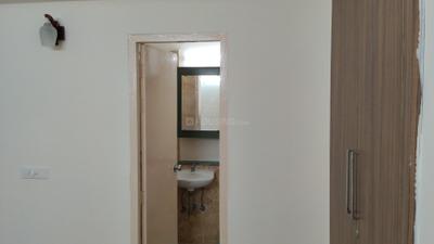 Bedroom Image of 1350 Sq.ft 3 BHK Apartment / Flat for rent in Jaypee Kosmos, Sector 134 Noida for Rs. 30000