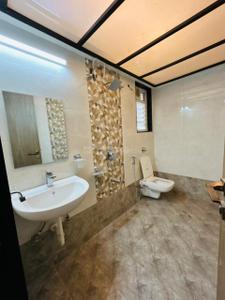 Bathroom Image of 1750 Sq.ft 3 BHK Apartment / Flat for rent in S K Venkateshwara Heights, Baner Pune for Rs. 74000