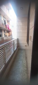 Balcony Image of 900 Sq.ft 2.5 BHK Builder Floor for rent in Mukherjee Nagar New Delhi for Rs. 26000