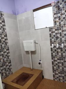 Bathroom Image of 450 Sq.ft 1 BHK Apartment / Flat for sale in BGA Awas Marina, Kadma Jamshedpur for Rs. 1000000