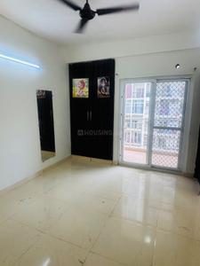 Bedroom Image of 850 Sq.ft 2 BHK Apartment / Flat for rent in Paramount Emotions, Noida Extension Greater Noida for Rs. 21500