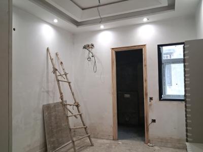 Bedroom Image of 1350 Sq.ft 3 BHK Builder Floor for sale in Paschim Vihar New Delhi for Rs. 28000000