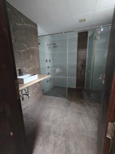 Bathroom Image of 750 Sq.ft 5 BHK Villa for sale in Vivan Karma, Vastrapur Ahmedabad for Rs. 80000000
