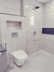 Bathroom Image of 2250 Sq.ft 3 BHK Builder Floor for sale in BPTP Amstoria , Sector 102 Gurgaon for Rs. 37800000