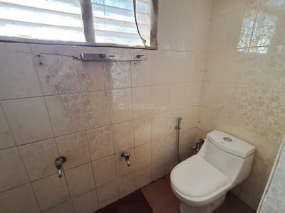Bathroom Image of 1200 Sq.ft 2 BHK Builder Floor for rent in Attavar Mangalore for Rs. 22000