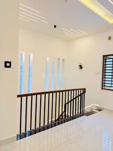 Balcony Image of 1967 Sq.ft 4 BHK Independent House for sale in Mannuthy Thrissur for Rs. 8900000