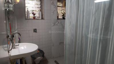 Bathroom Image of 580 Sq.ft 1 BHK Apartment / Flat for rent in Sector 16 A Navi Mumbai for Rs. 42000