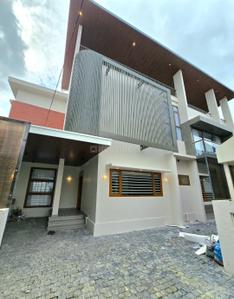 Image of 3000 Sq.ft 4 BHK Independent House for sale in Kakkanad, Kochi for Rs. 18500000