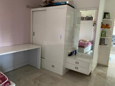 Bedroom Image of 2300 Sq.ft 3 BHK Apartment / Flat for rent in Shafalya Vertis, Sola Ahmedabad for Rs. 60000