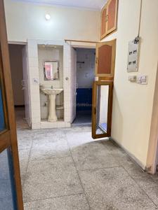 Living Room Image of 1350 Sq.ft 3 BHK Apartment / Flat for rent in DDA Kautilya Apartment, Sector 14 Dwarka New Delhi for Rs. 27000
