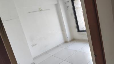 Bedroom Image of 1600 Sq.ft 3 BHK Apartment / Flat for rent in Madhav Dharti Saket Radiance, Bhadaj Ahmedabad for Rs. 22000