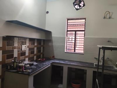 Kitchen Image of 675 Sq.ft 2 BHK Builder Floor for rent in Mahabir Colony Hisar for Rs. 10000