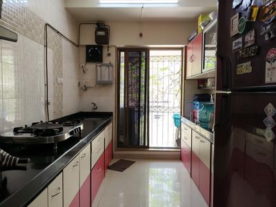 Kitchen Image of 900 Sq.ft 2 BHK Apartment / Flat for sale in Vile Parle West Mumbai for Rs. 40000000