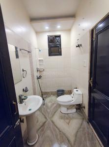 Bathroom Image of Urban Nest PG in Kaushambi, Ghaziabad